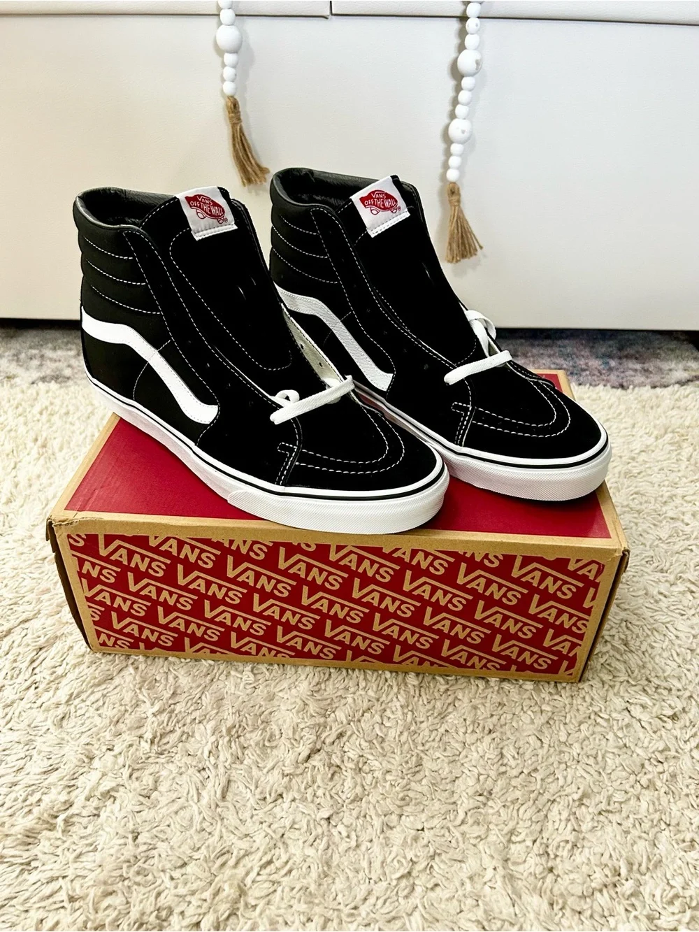 Brand New Men’s Vans Black and White High-Top Skate Sneakers Size 12